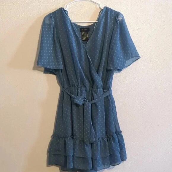 B Smart blue tie wrap dress size 13/14 - Picture 2 of 4